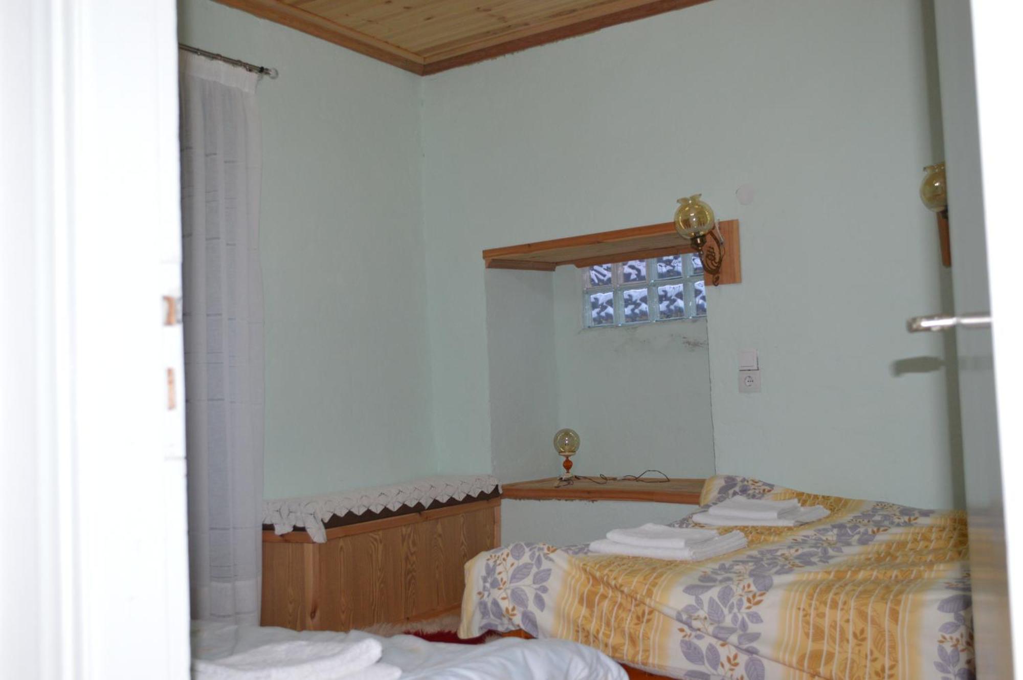 Sweet Memories Apartment Kato Pedina ภายนอก รูปภาพ
